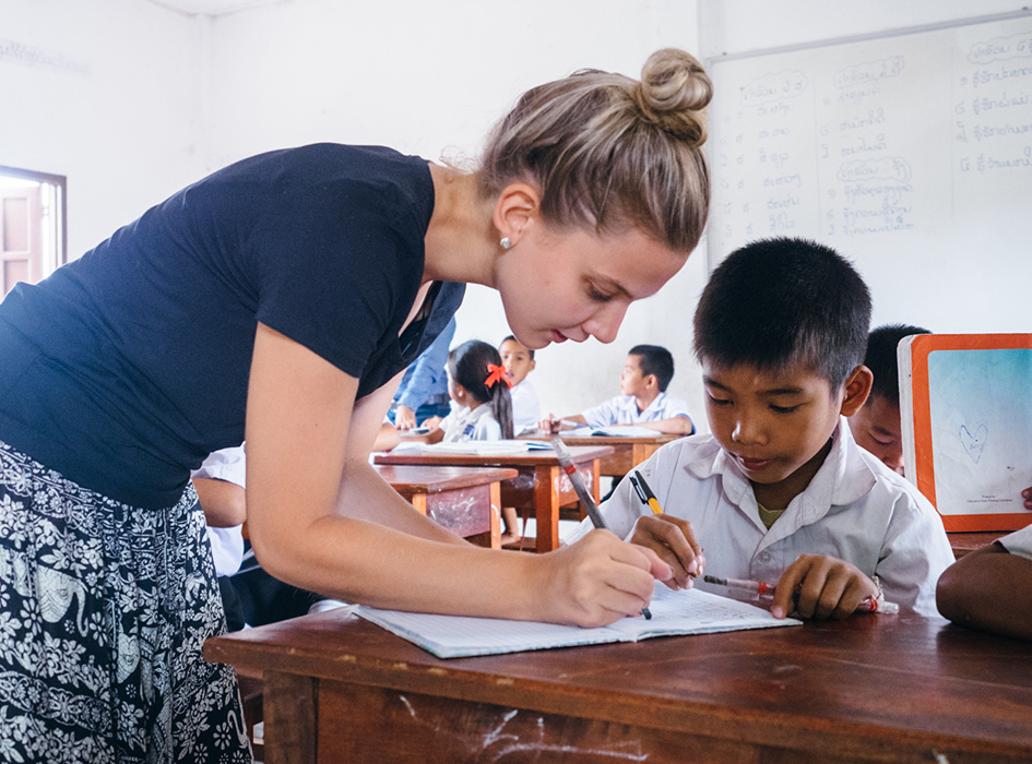 Volunteer to Teach English in Laos IVHQ